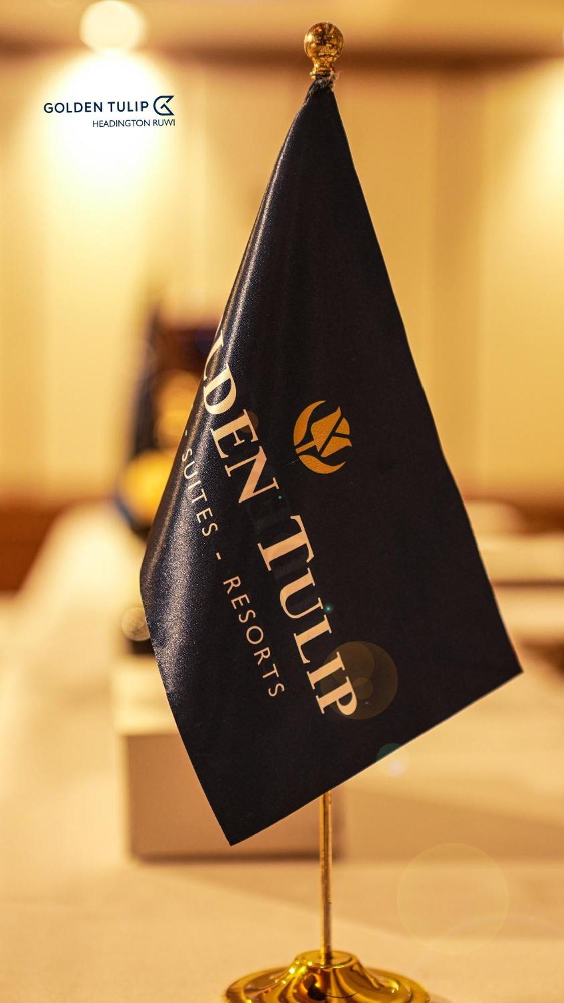 Golden Tulip Headington Hotel Muscat Exterior photo
